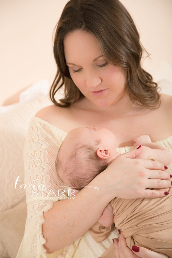 Reading Newborn Photographer, Massachusetts Newborn Photographer, Organic Custom Photography, Reading Family Photographer, Family Portraits, In Studio Portraits, Baby Photography, Massachusetts Baby Portraits,