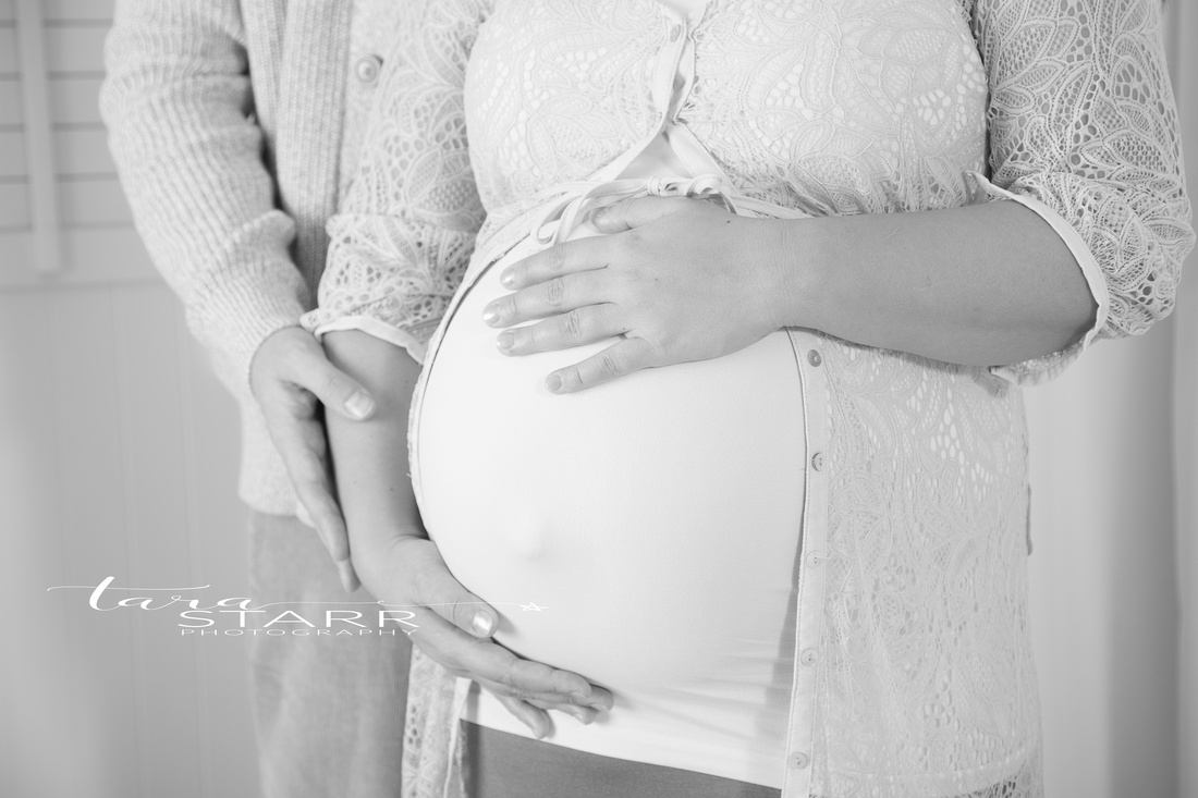 Massachusetts Maternity and newborn photographer.  Reading newborn and maternity photographer