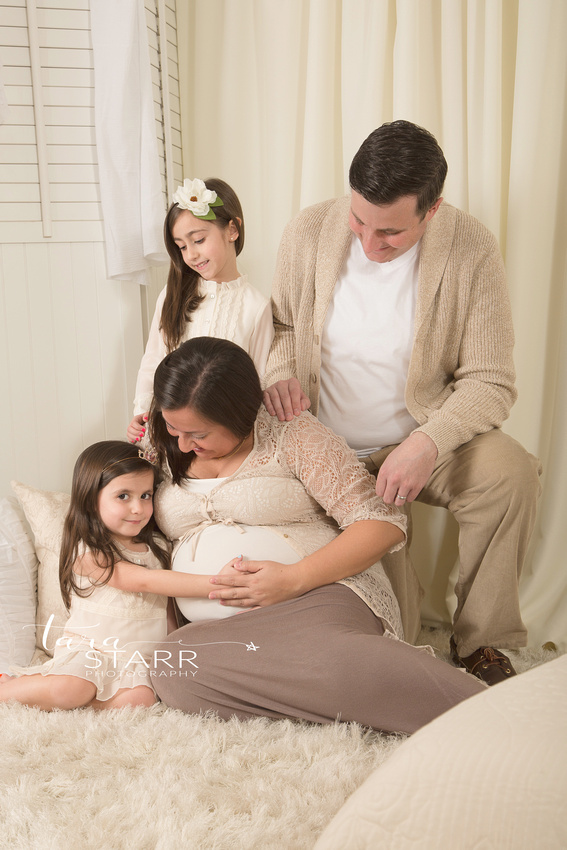 Massachusetts Maternity and newborn photographer.  Reading newborn and maternity photographer