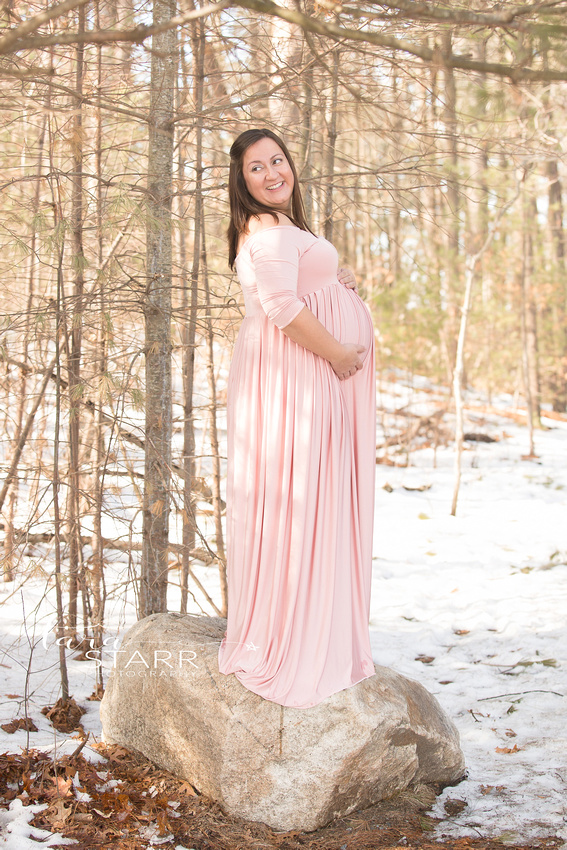 Massachusetts Maternity and newborn photographer.  Reading newborn and maternity photographer