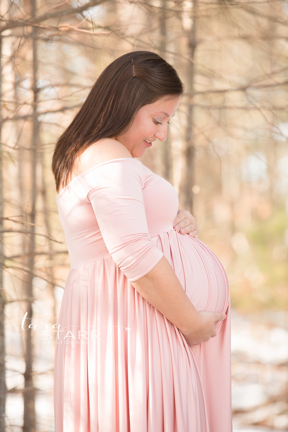 Massachusetts Maternity and newborn photographer.  Reading newborn and maternity photographer