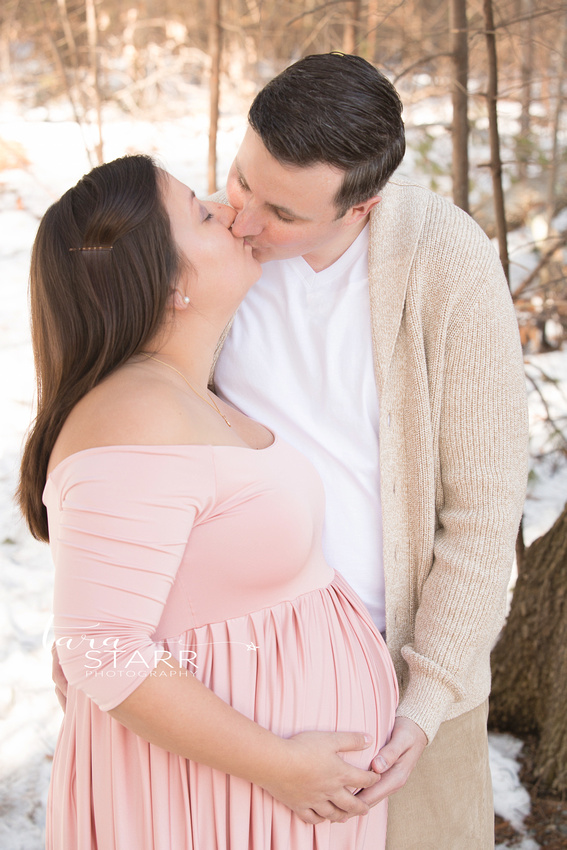 Massachusetts Maternity and newborn photographer.  Reading newborn and maternity photographer