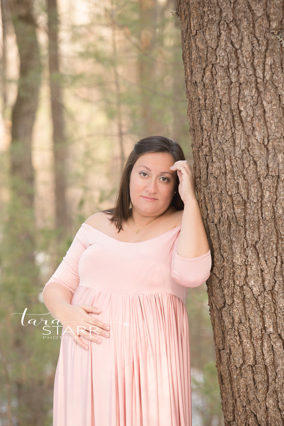 Massachusetts Maternity and newborn photographer.  Reading newborn and maternity photographer